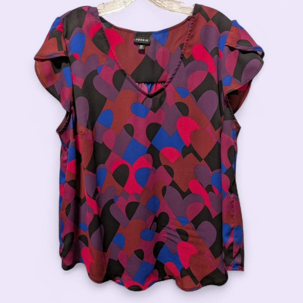 Torrid Georgette Geometric Heart Top